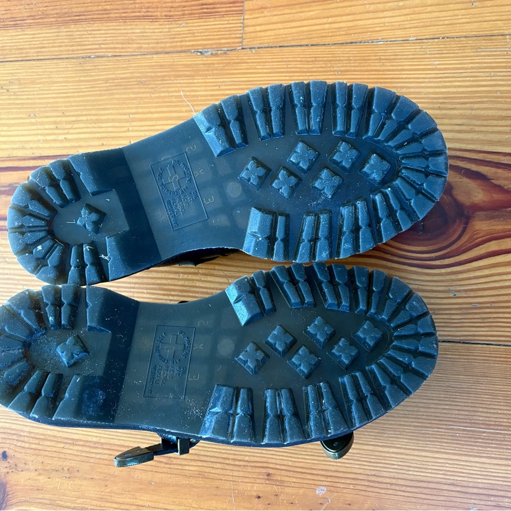 Dr. Martens MUKAI Mary Jane Shoes - Picture 8 of 15